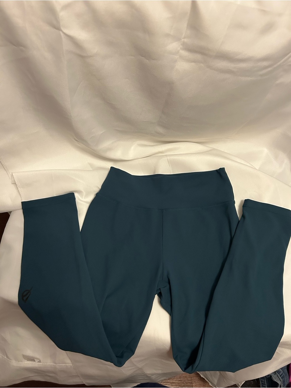 P’tula Women’s Teal High-Waist Active Capri Leggings